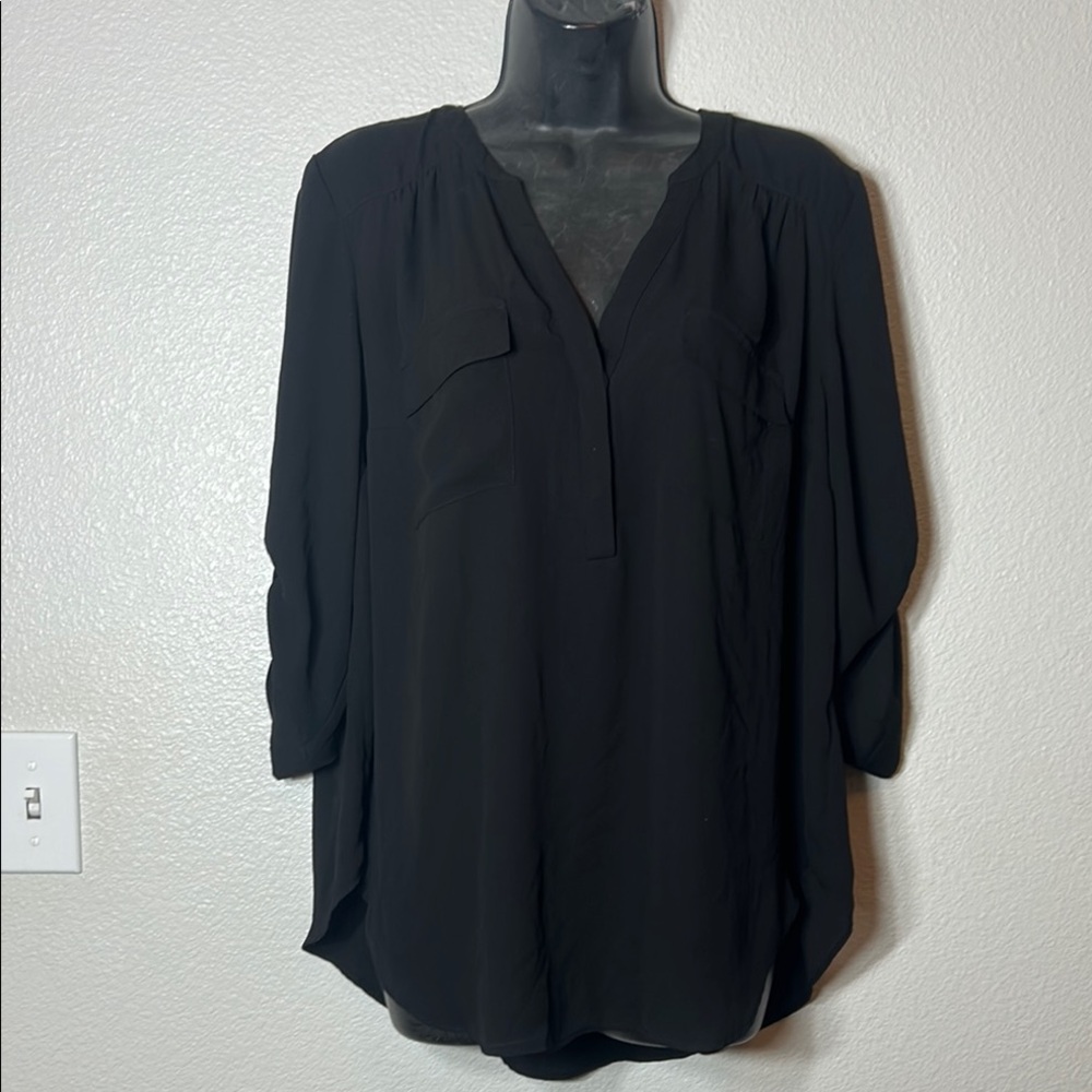Torrid Black Women's Blouse size1"
 A02